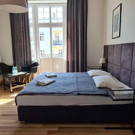 1 Night In - Matejki Poznań