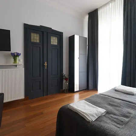 1 Night In - Matejki Познань